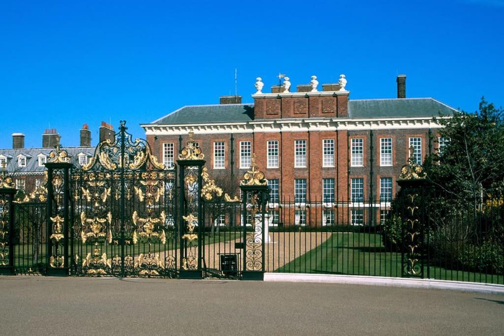 The Hyde Park House *